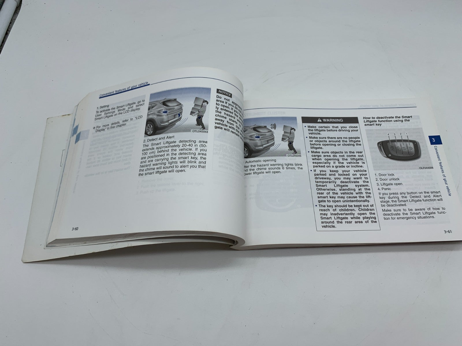2017 Hyundai Tucson Owners Manual OEM B01B23011