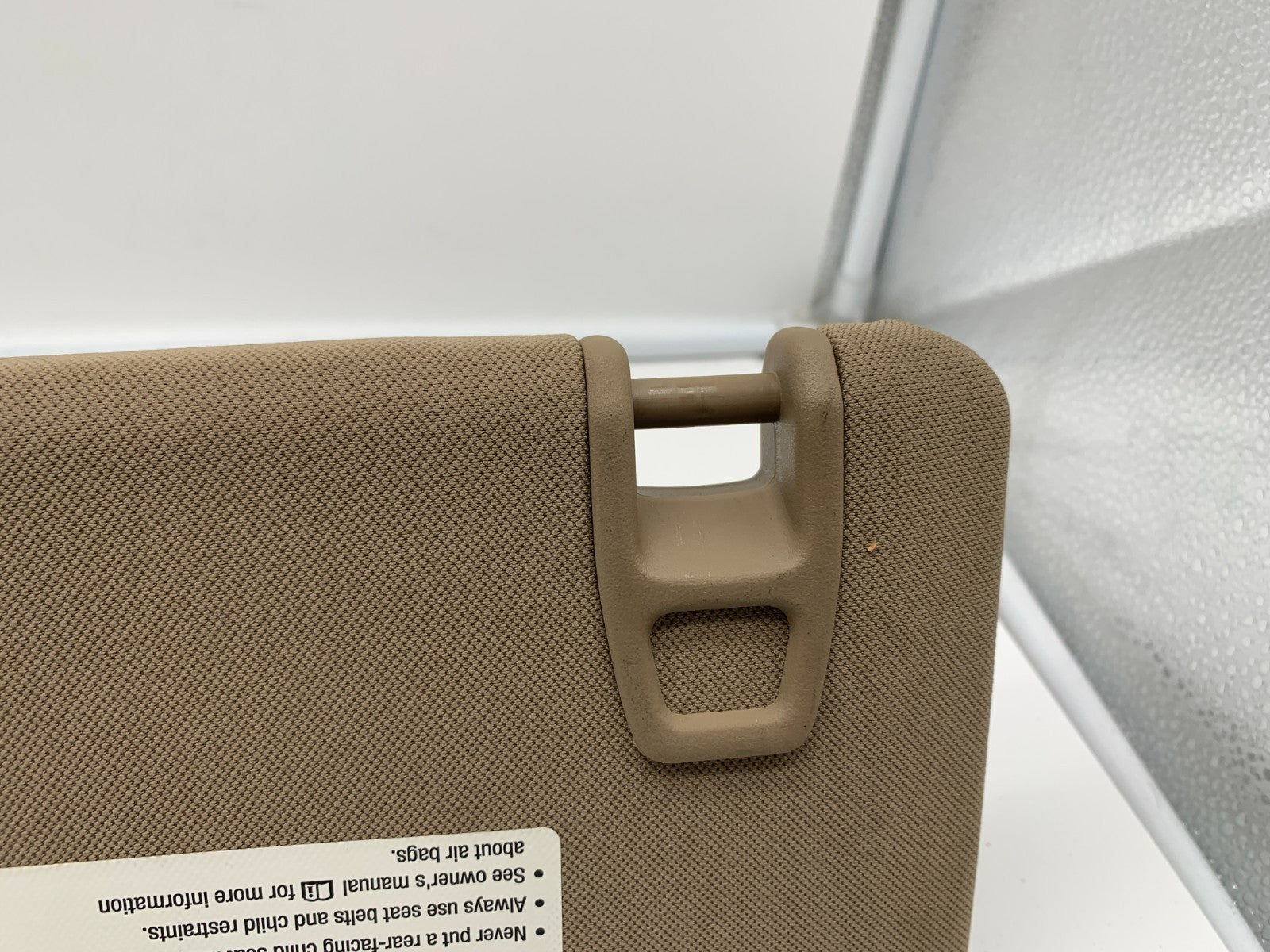 2004-2012 Chevrolet Malibu Passenger Sun Visor Brown OEM B04B27002