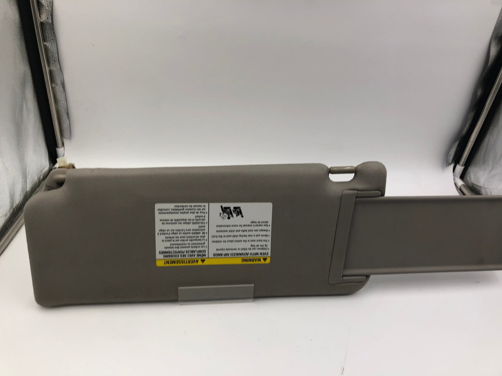 2004-2010 Infiniti QX56 Passenger Sun Visor Gray Illuminated OEM A03B10071