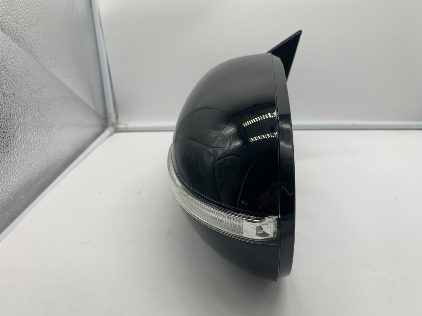 2016-2020 Kia Sorento Driver Side View Power Door Mirror Black OEM B02B39020