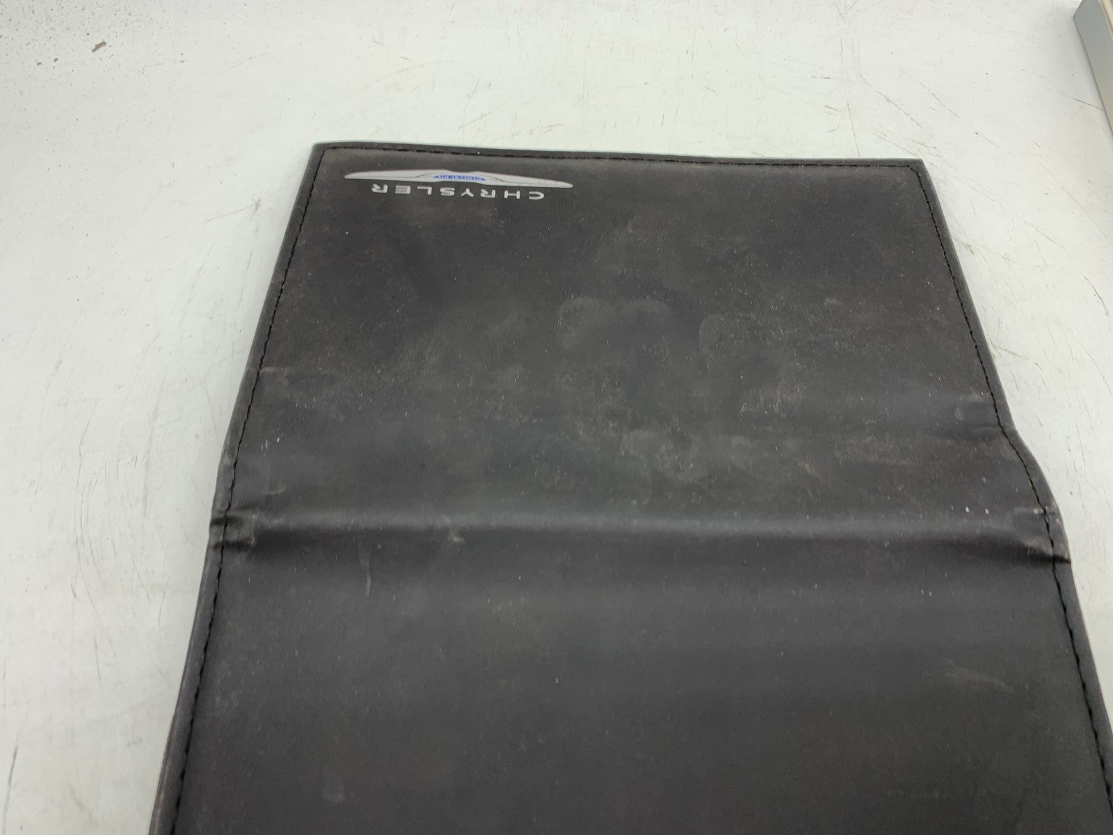 2018 Chrysler Pacifica Owners Manual with Case OEM A04B35011