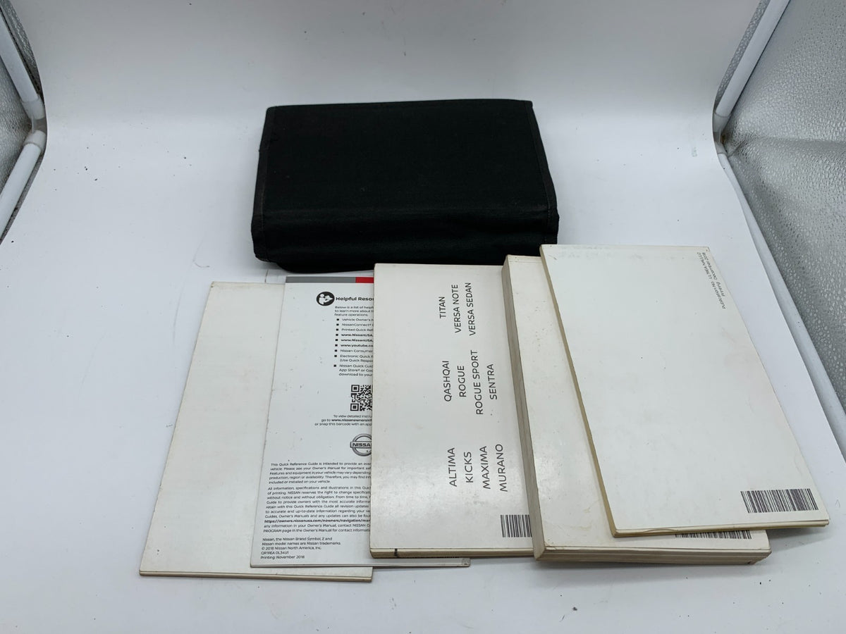 2019 Nissan Altima Sedan Owners Manual Set with Case OEM R01B25017