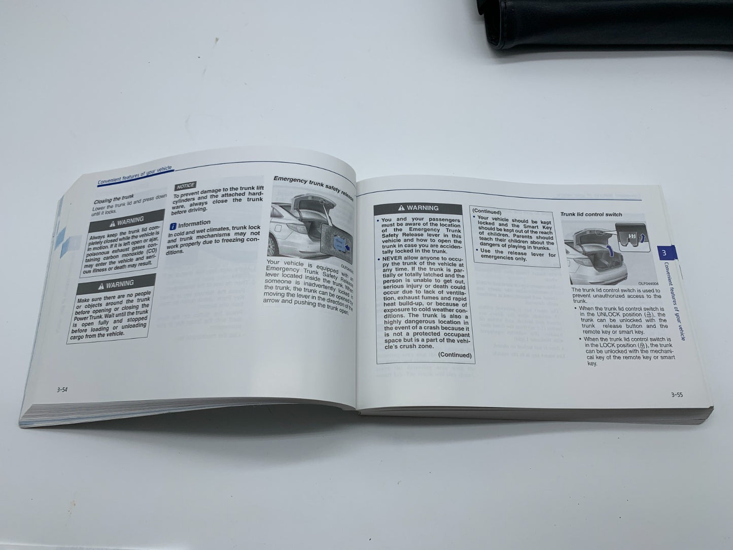 2015 Hyundai Sonata Owners Manual Set with Case OEM C04B59017