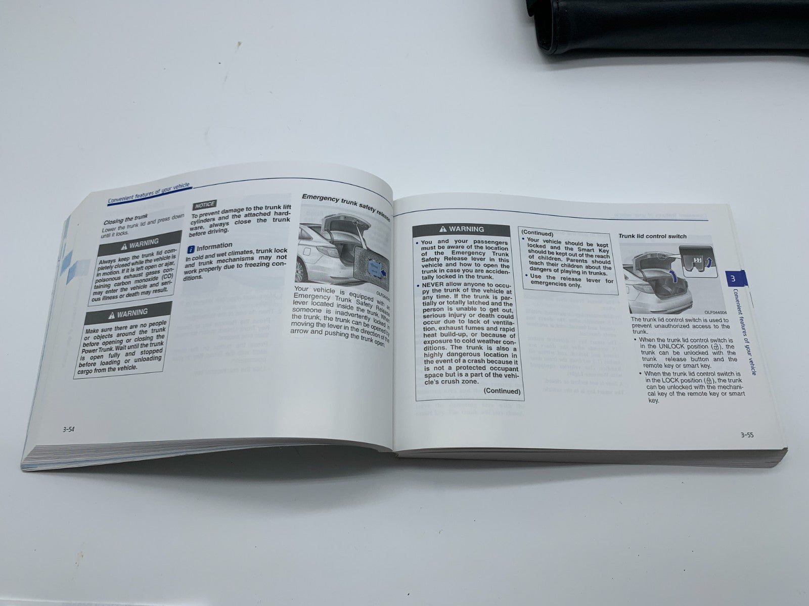 2015 Hyundai Sonata Owners Manual Set with Case OEM C04B59017