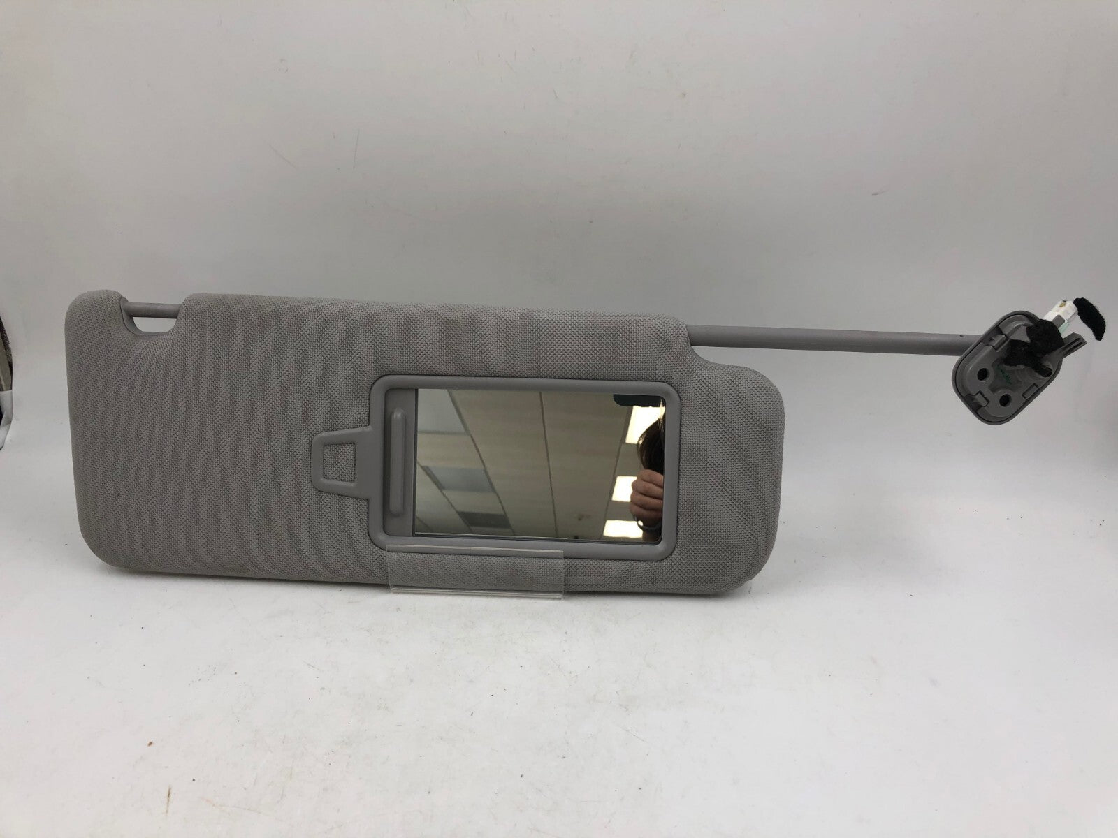 2015-2019 Hyundai Elantra Passenger Sun Visor Gray OEM D04B01004