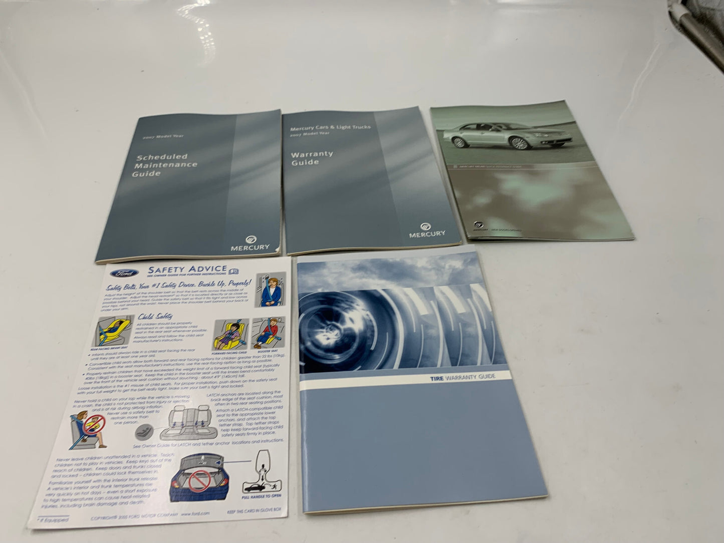 2007 Mercury Milan Owners Manual Set with Case OEM B01B03003