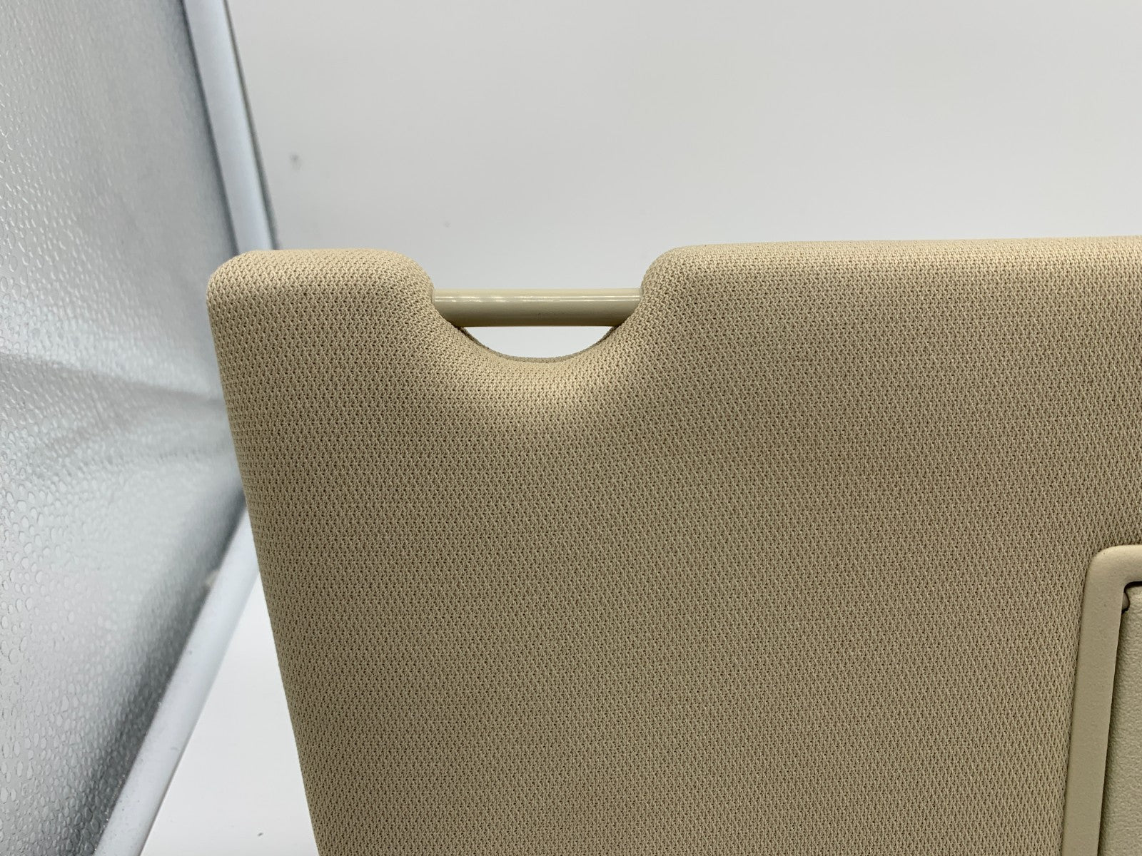 2013-2019 Ford Taurus Passenger Sun Visor Tan Illuminated OEM A04B10013