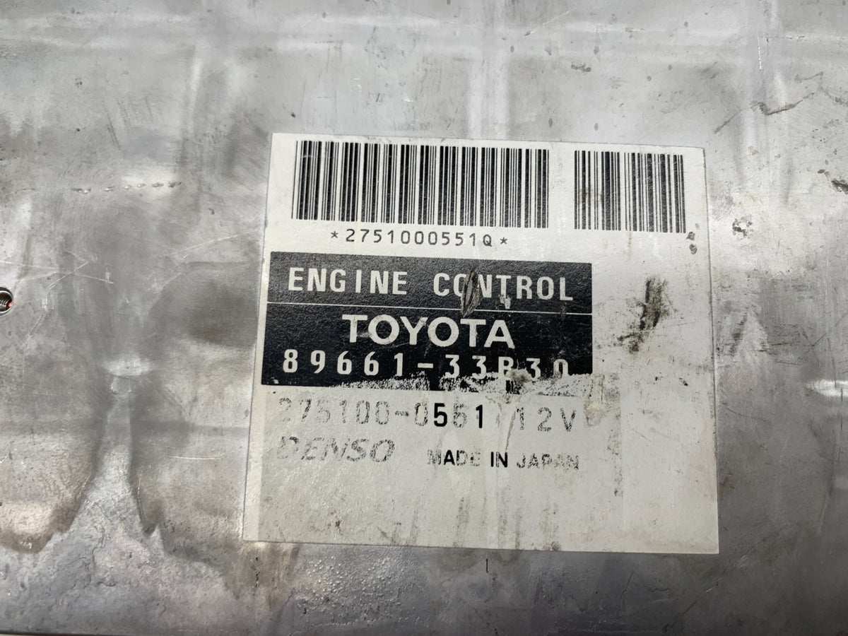 2004-2005 Lexus ES330 Engine Control Module ECU OEM C01B19009
