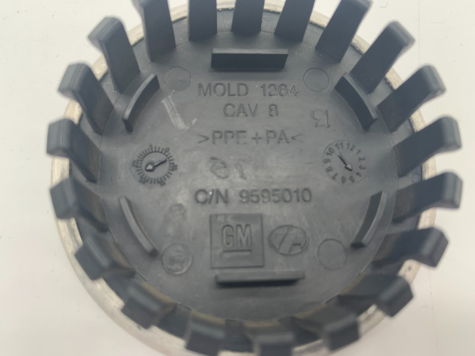 Chevrolet Rim Wheel Center Cap Set Chrome OEM C03B07053