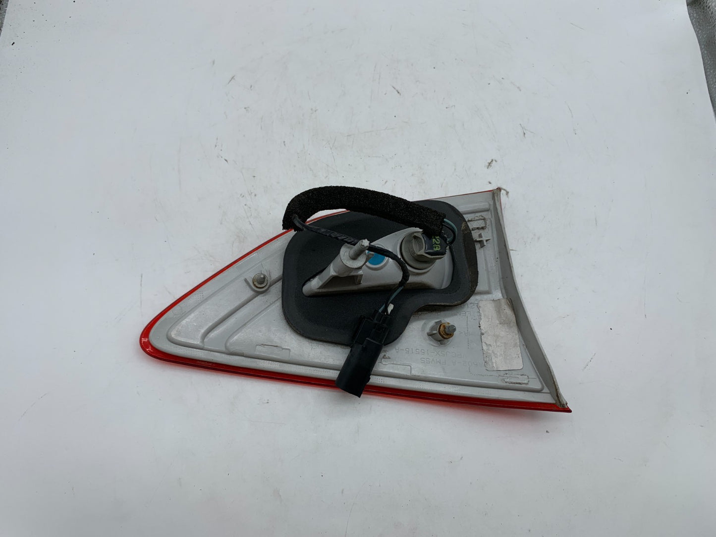 2013-2016 Ford Escape Passenger Side Trunk Lid Mounted Tail Light OEM A03B43003