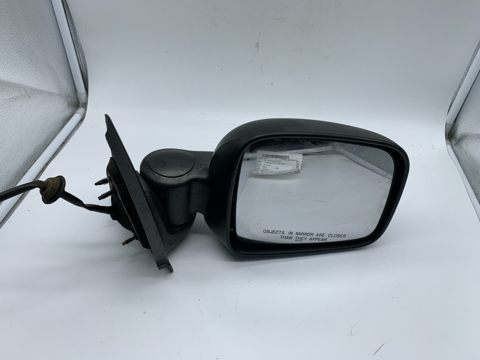2002-2007 Jeep Liberty Passenger Side View Power Door Mirror Black OEM D03B40001