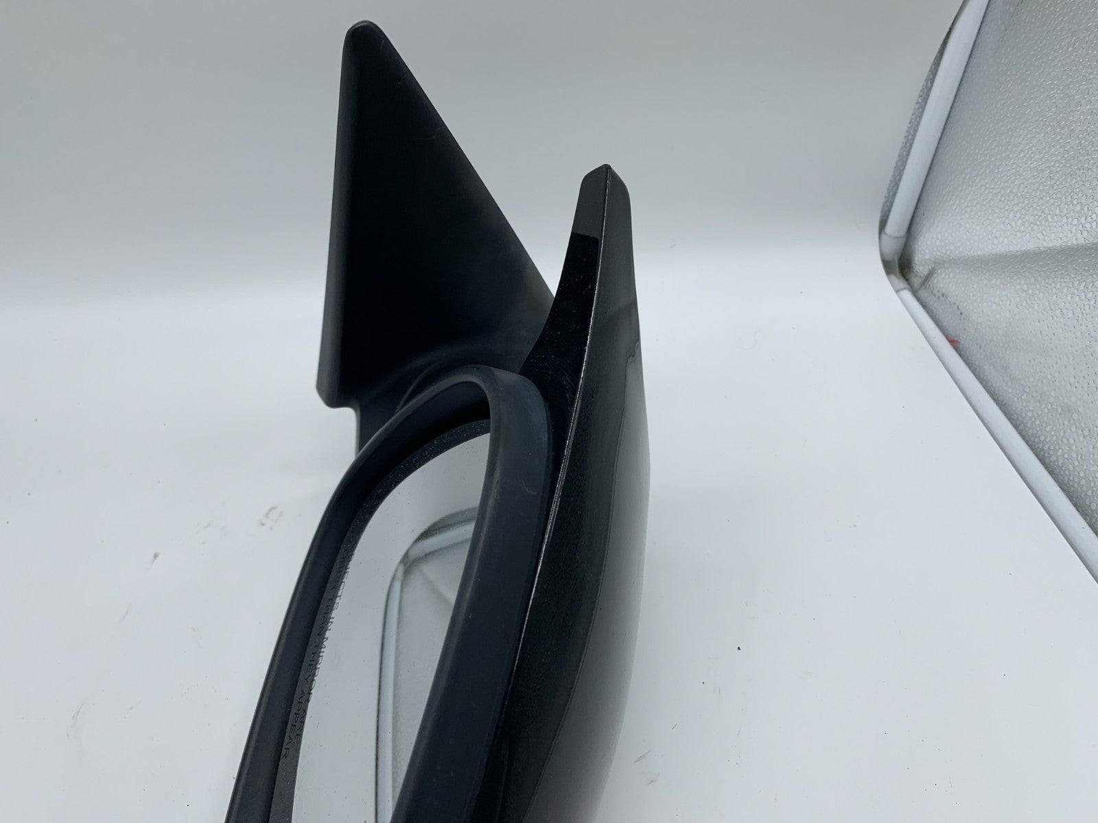 2009-2012 BMW 328i Coupe Passenger Side View Power Door Mirror OEM C04B68007