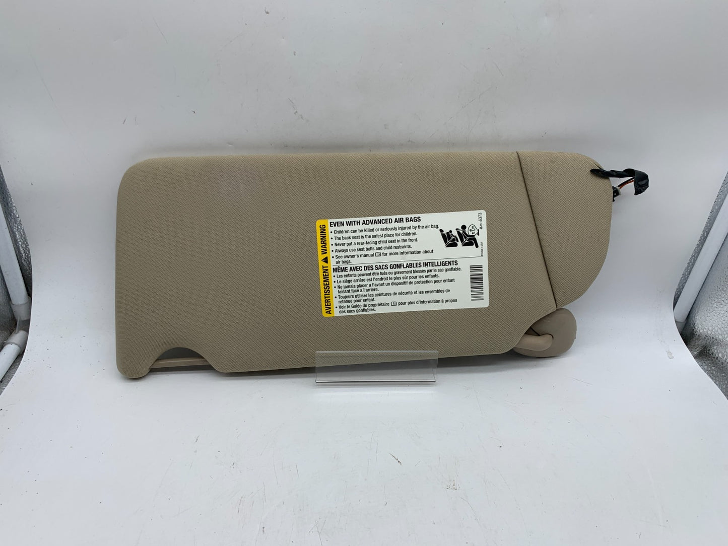 2005-2009 Buick Lacrosse Passenger Sun Visor Beige Illuminated OEM D02B43012