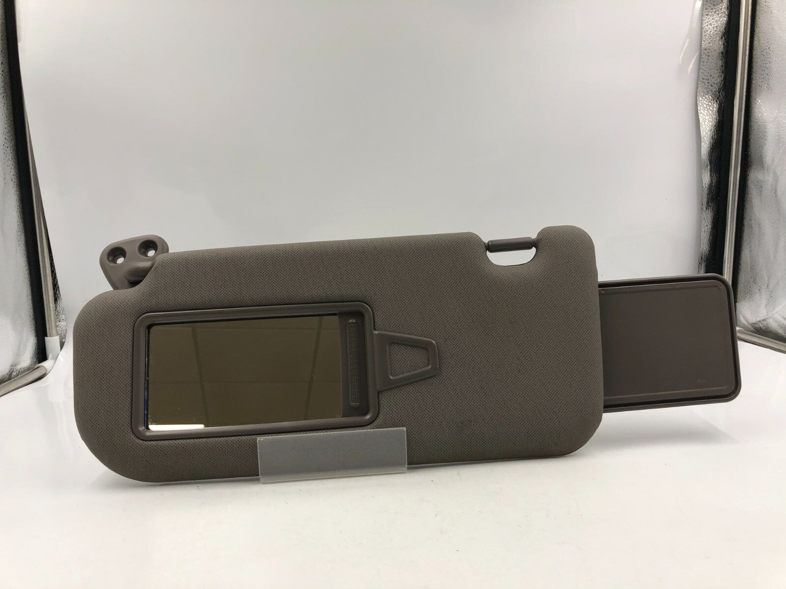 2010-2011 Hyundai Tucson Driver Sun Visor Brown OEM D04B28055