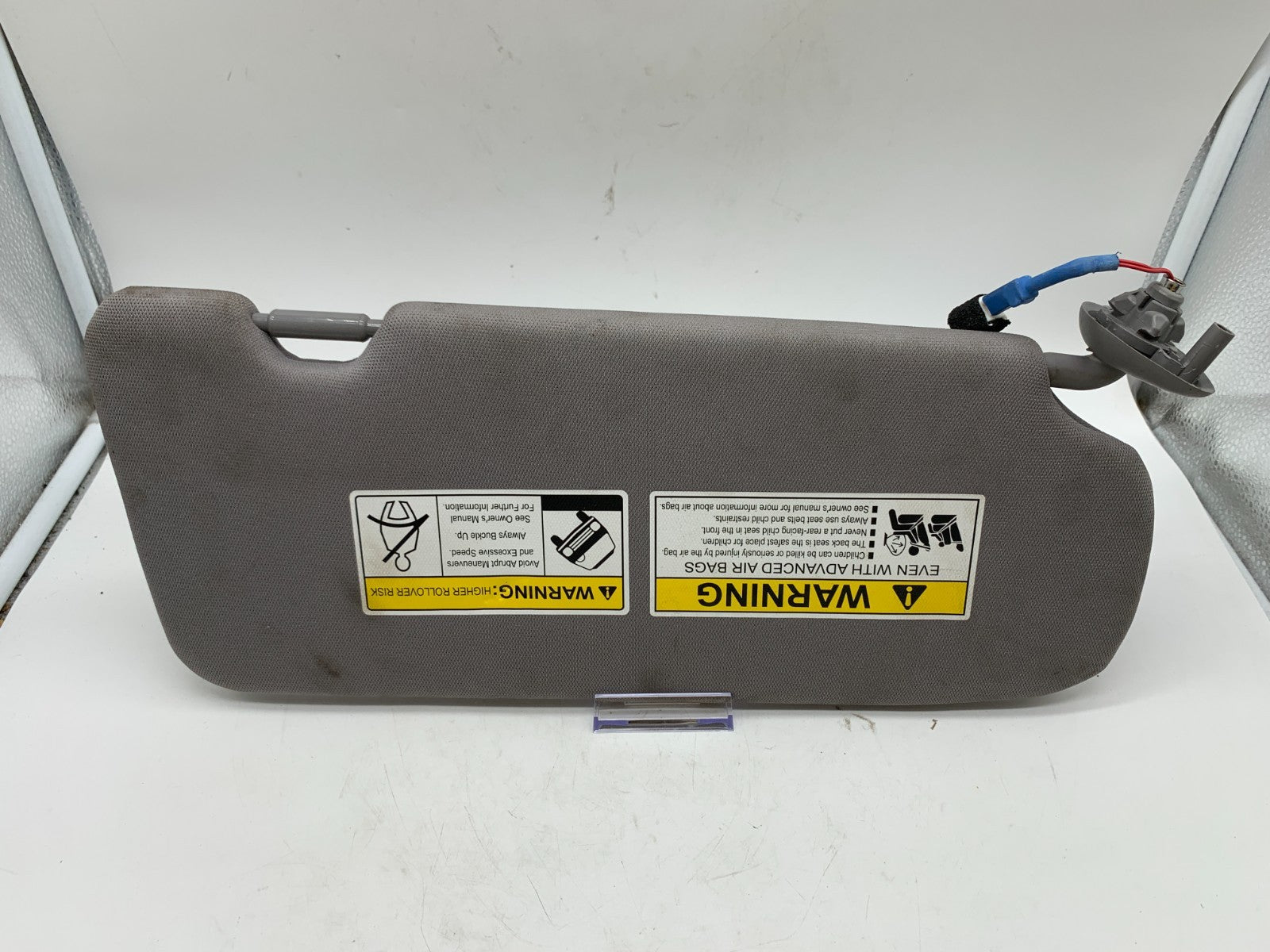 2017-2019 Honda CRV CR-V Driver Sun Visor Gray Illuminated OEM B01B28001