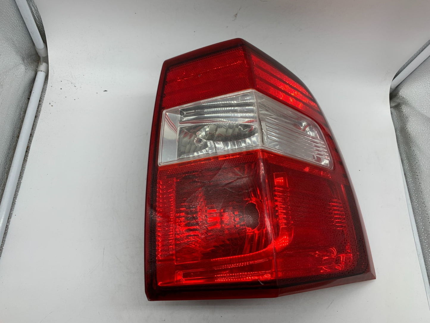 2007-2017 Ford Expedition Passenger Tail Light Taillight OEM A03B33001