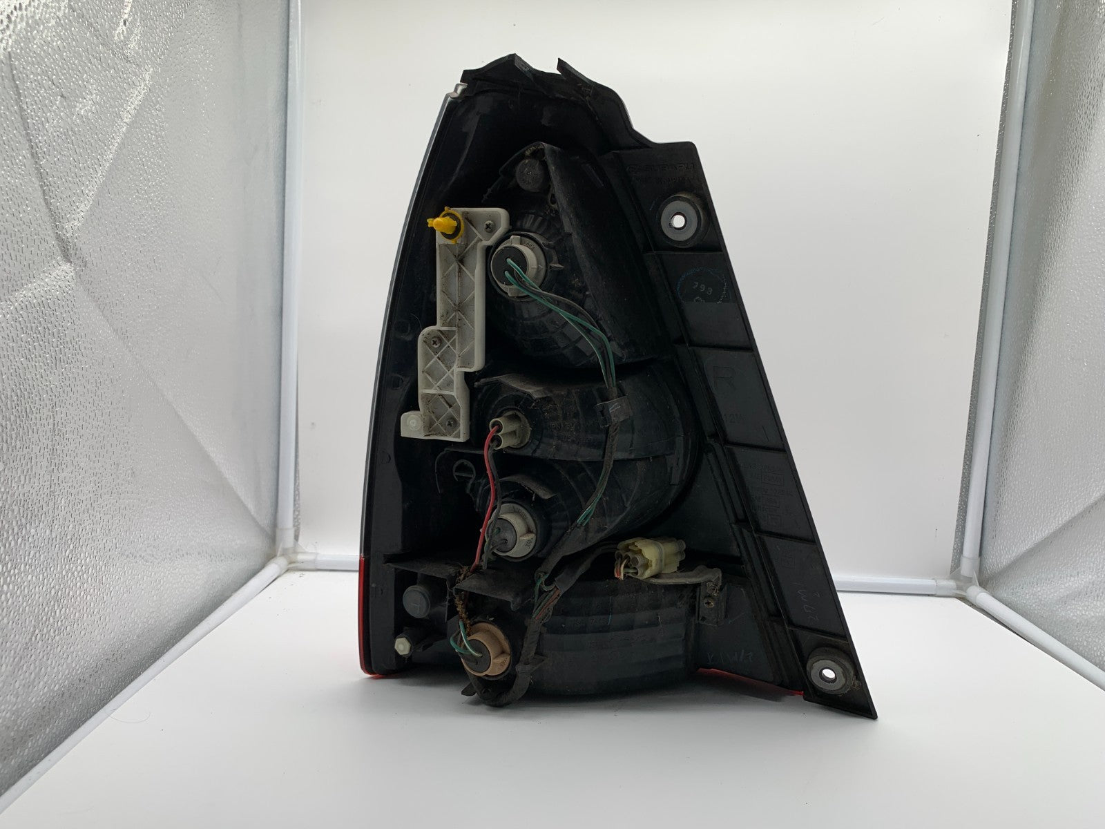 2006-2008 Subaru Forester Passenger Side Tail Light Taillight OEM B03B31036