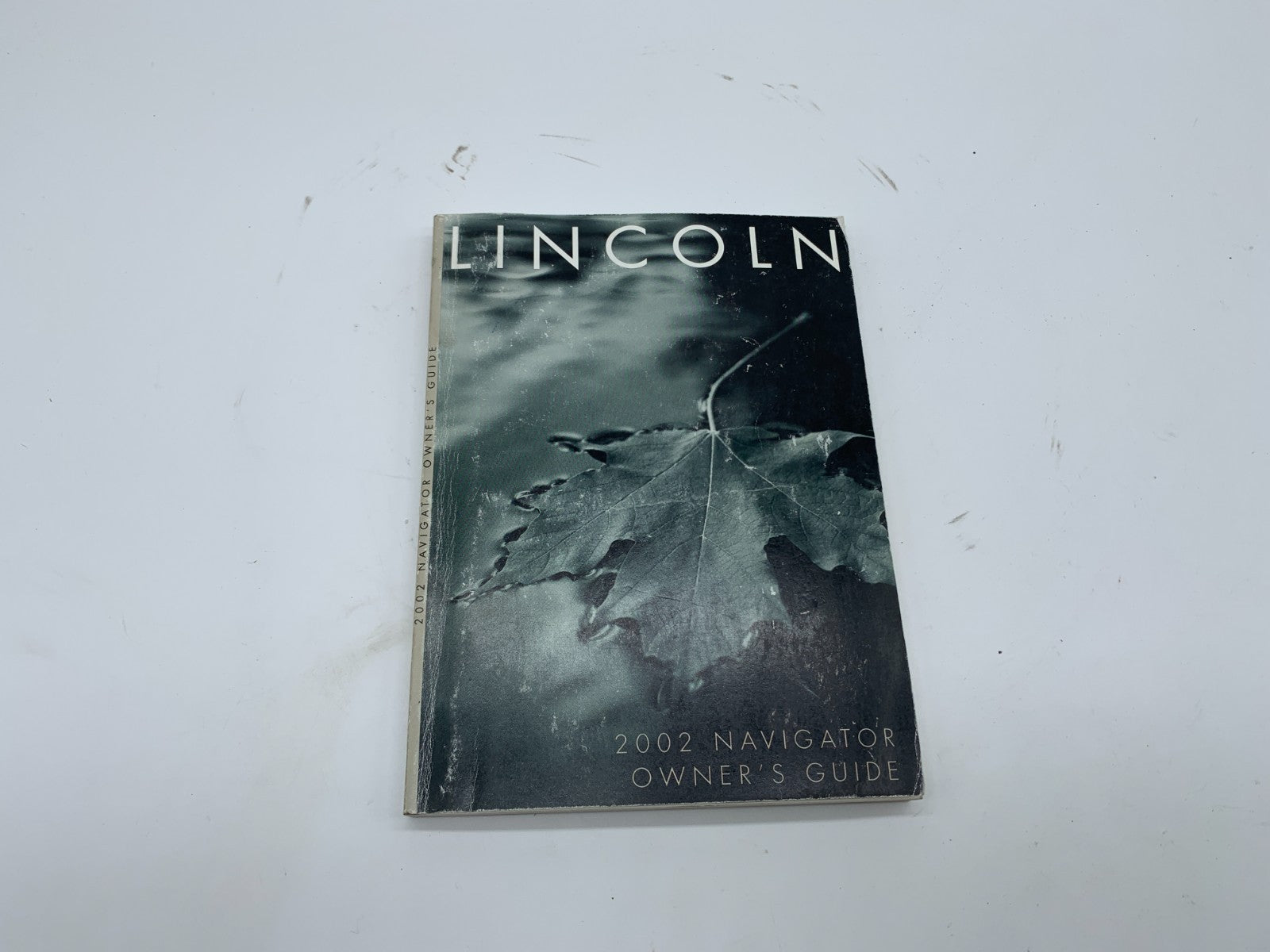 2002 Lincoln Navigator Owners Manual Guide OEM C02B33003