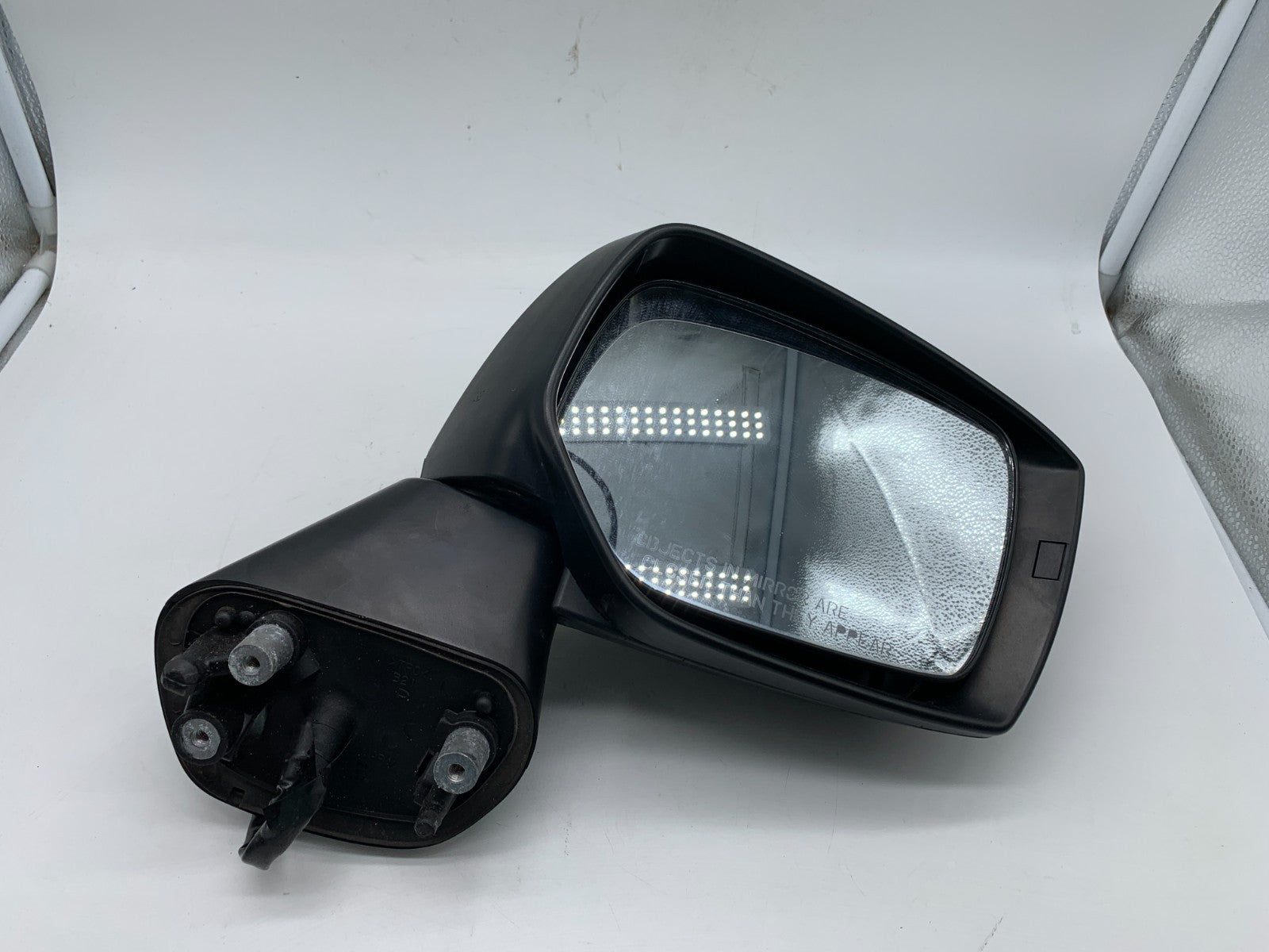 2015 Subaru XV Crosstrek Passenger Side Power Door Mirror White OEM A04B10024