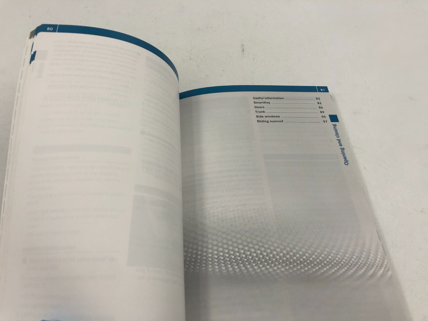 2016 Mercedes-Benz C Class Owners Manual Set with Case OEM E03B32059