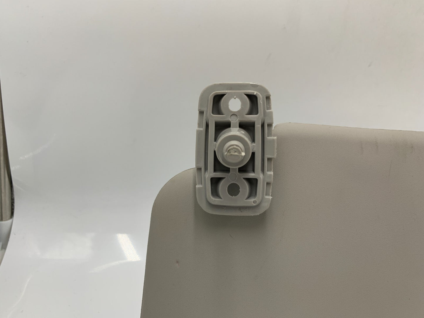 2010-2013 Kia Soul Driver Sun Visor Gray OEM B02B34024