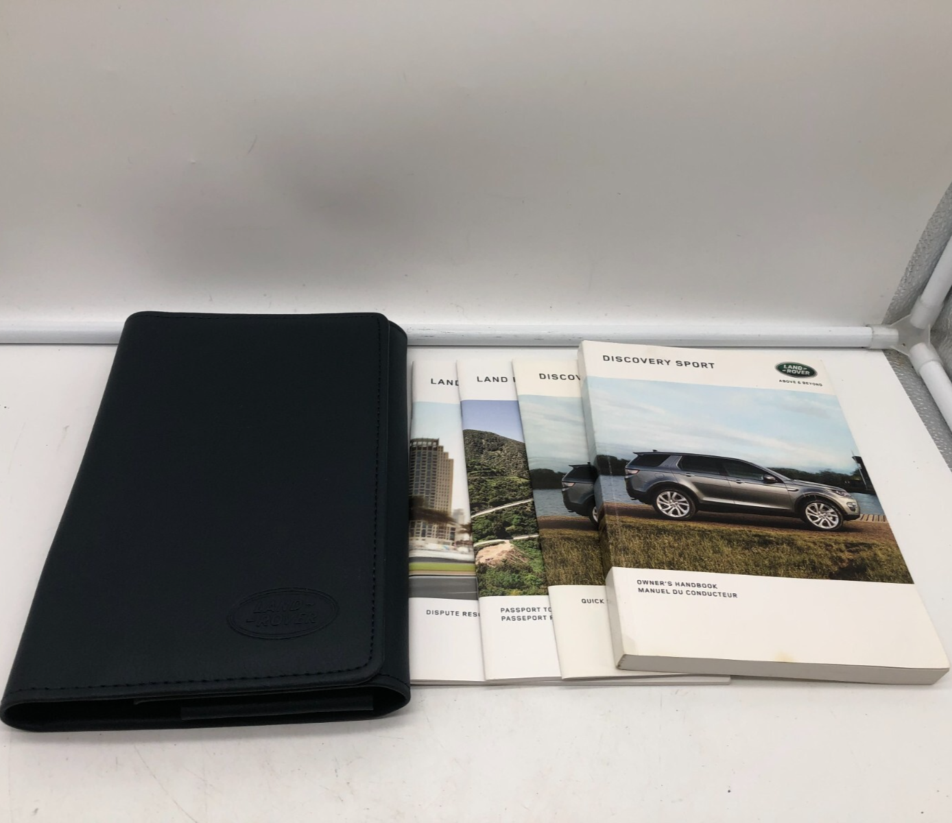 2017 Land Rover Discovery Sport Owners Manual Set with Case OEM A02B21003