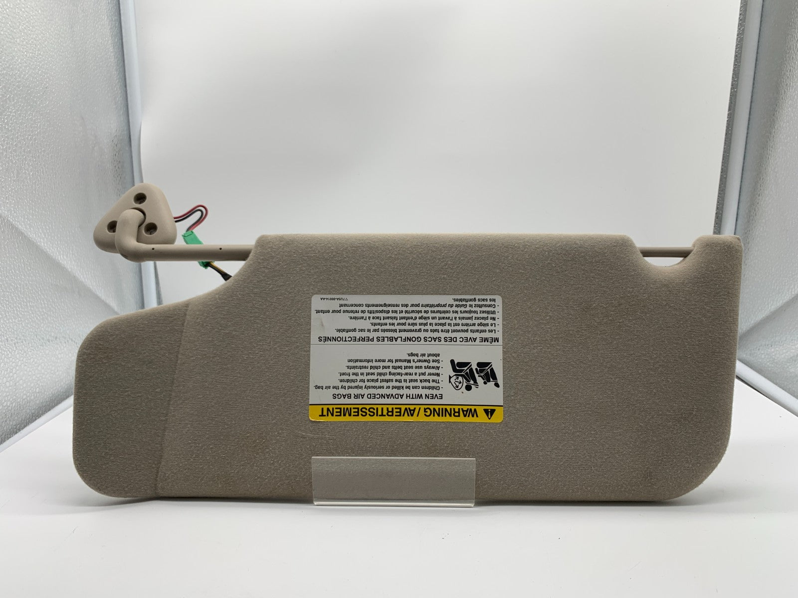 2008-2009 Ford Taurus X Passenger Sun Visor Beige Illuminated OEM D03B55004