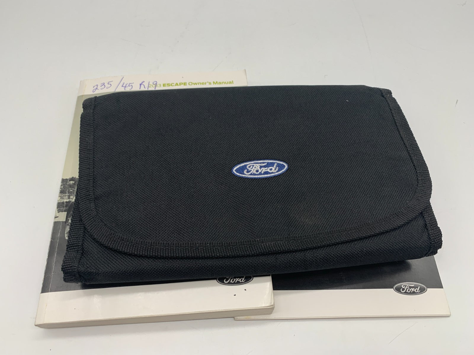 2013 Ford Escape Owners Manual Set with Case OEM A02B50021
