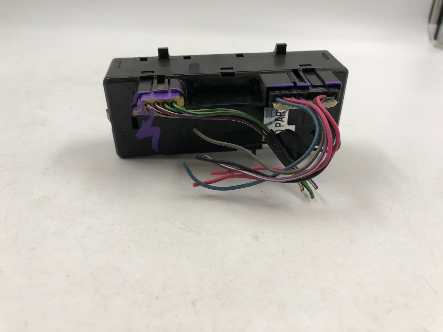 1999-2002 Chevrolet Avalanche 1500 4WD Selector Switch OEM E01B34083