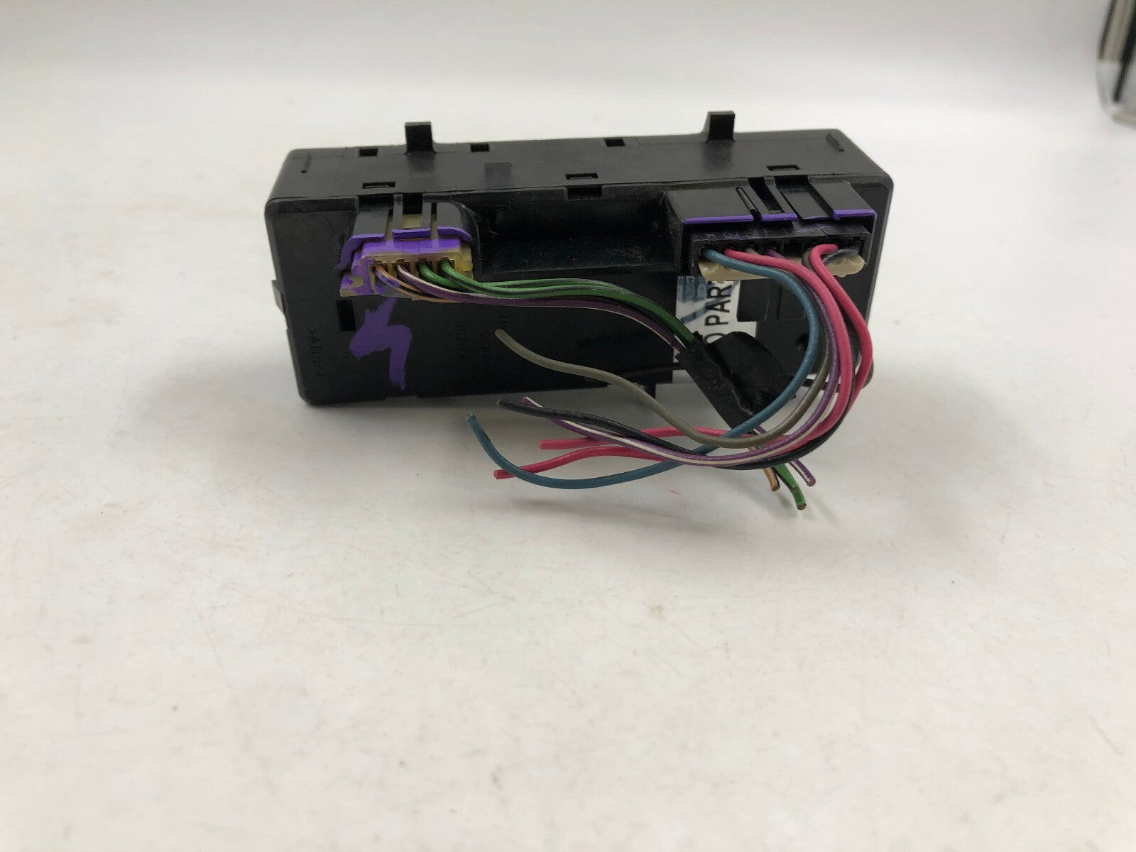 1999-2002 Chevrolet Avalanche 1500 4WD Selector Switch OEM E01B34083