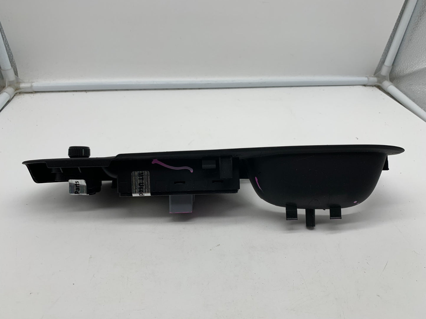 2006-2020 Volkswagen Passat Master Power Window Switch OEM B04B12007