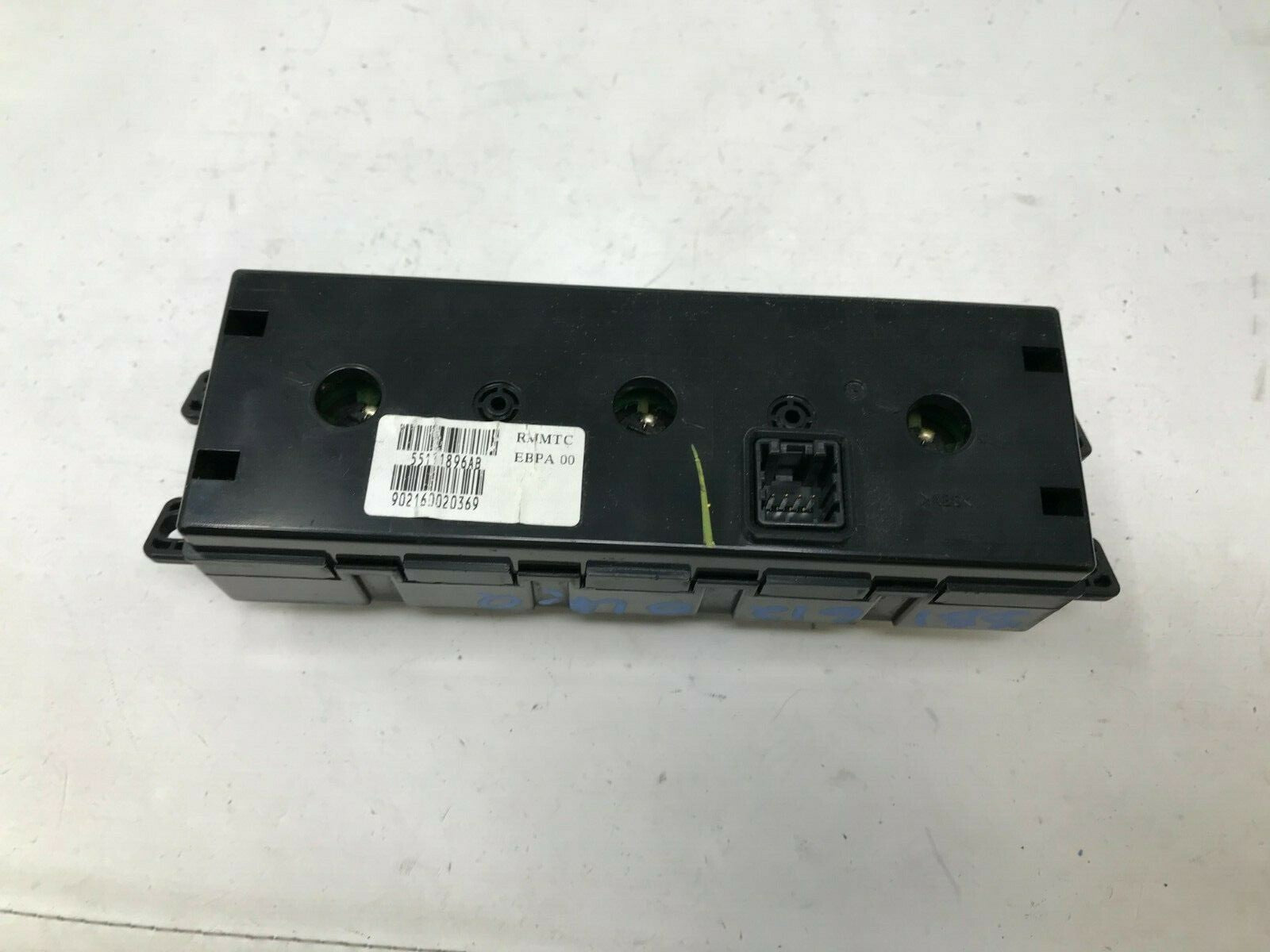 2009-2014 Volkswagen Routan AC Heater Climate Control Unit OEM D02B22009
