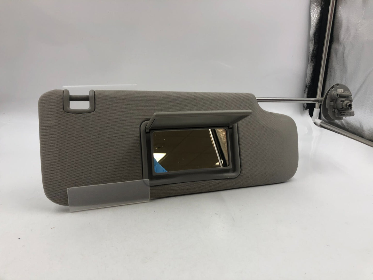 2004-2012 Chevrolet Malibu Passenger Sun Visor Gray OEM D02B33083