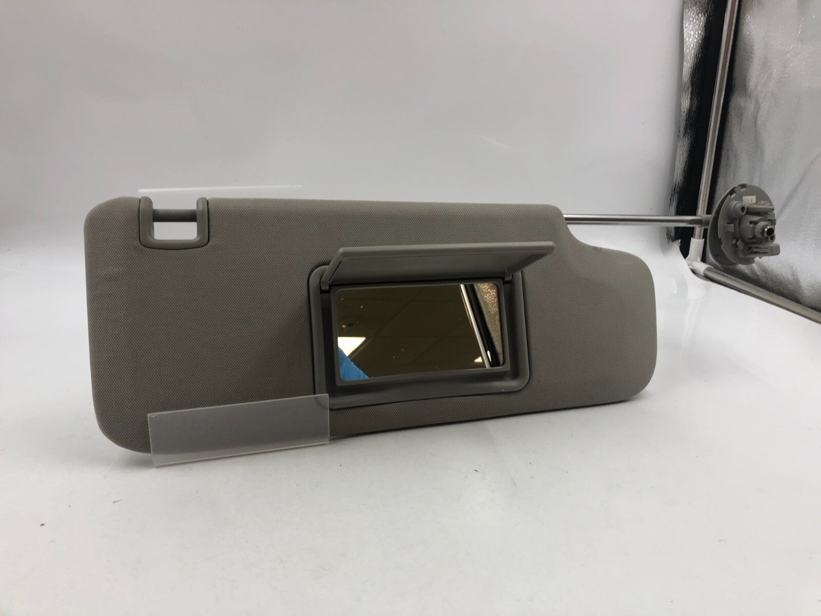 2004-2012 Chevrolet Malibu Passenger Sun Visor Gray OEM D02B33083