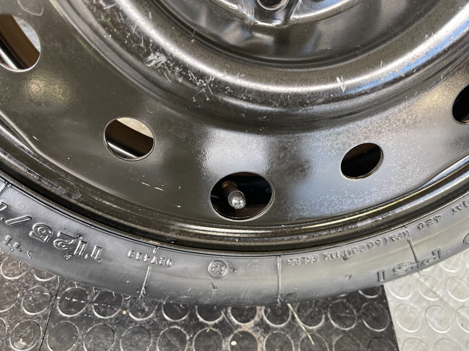 2000-2005 Cadillac Deville Spare Tire 16" Compact with Jack T125/70R16