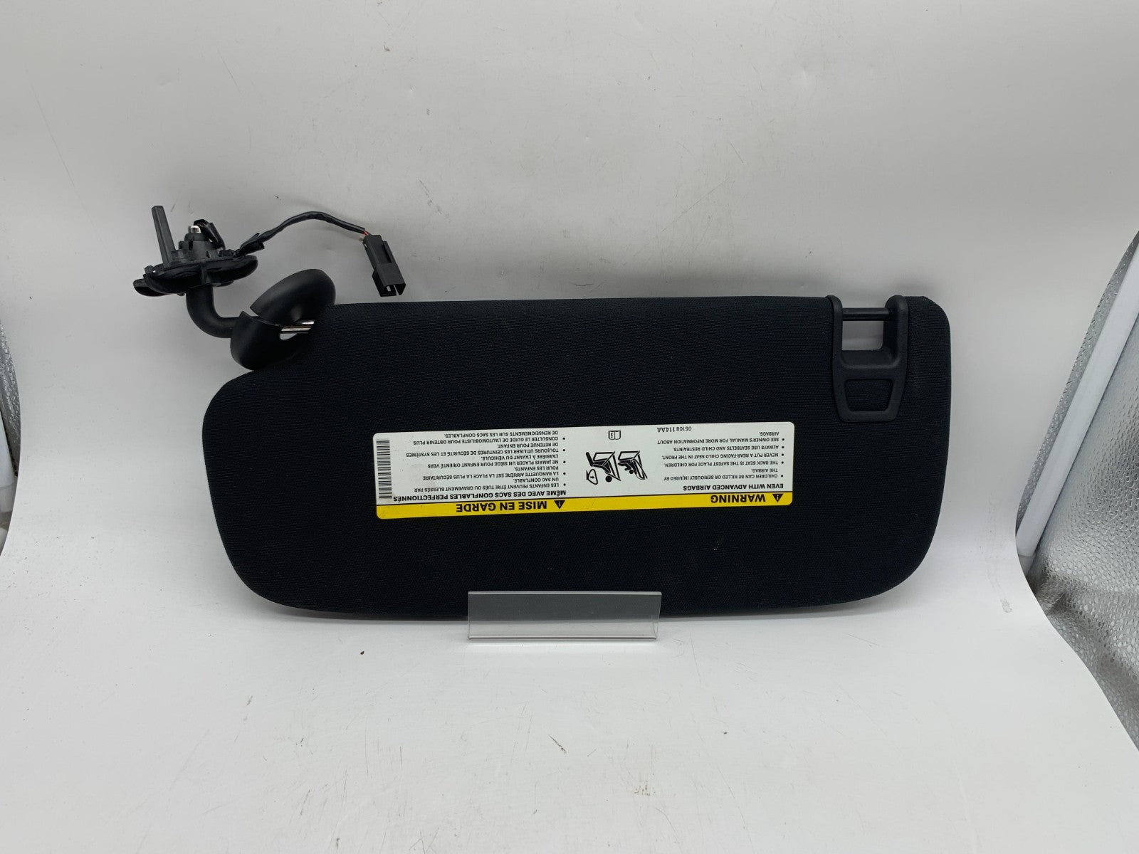 2014-2022 Jeep Grand Cherokee Passenger Sun Visor Black Illuminated C02B32032