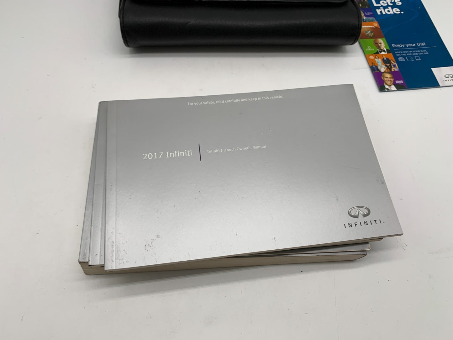 2017 Infiniti QX60 QX 60 Owners Manual Set with Case OEM B04B25012