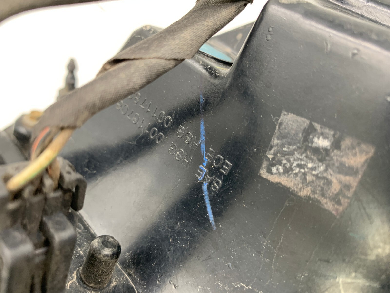 2011-2020 Dodge Journey Passenger Side Tail Light Taillight OEM D02B16081