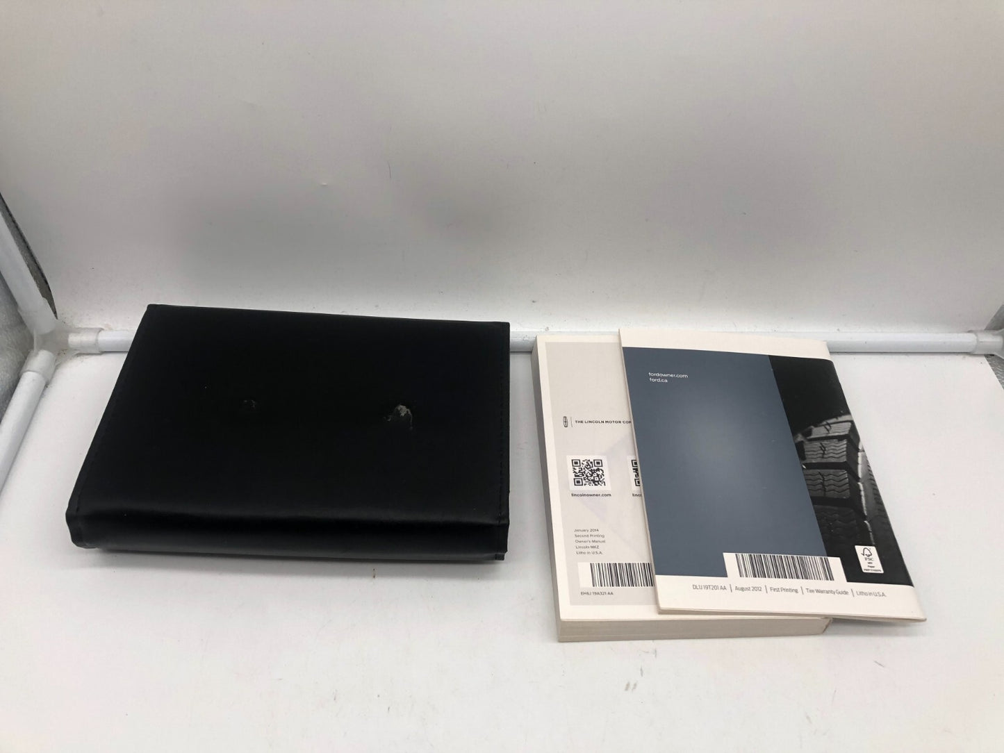 2014 Lincoln MKZ Owners Manual Set with Case OEM A02B08016