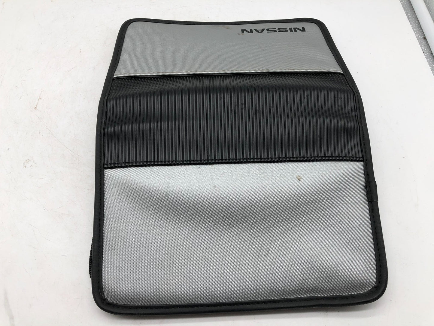 2007 Nissan Owners Manual Case Only OEM A02B42007