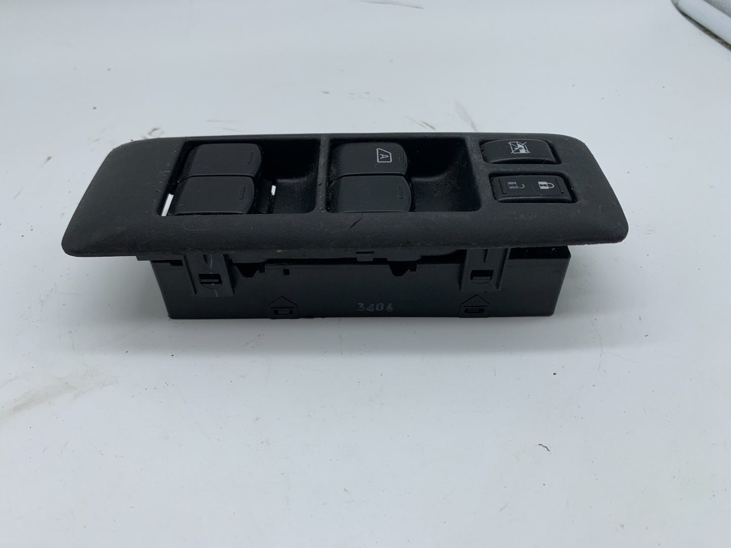 2011-2015 Nissan Rogue Master Power Window Switch OEM B02B01004
