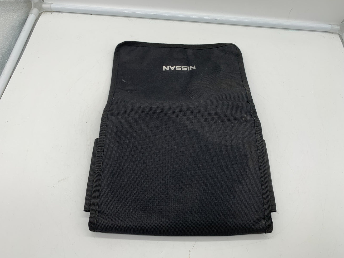 Nissan Owners Manual Case Only OEM B03B32007