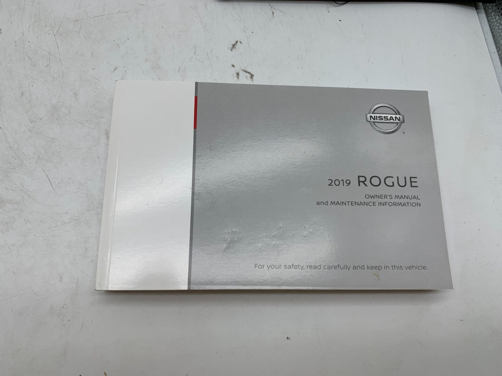 2019 Nissan Rogue Owners Manual Set with Case OEM A03B43002