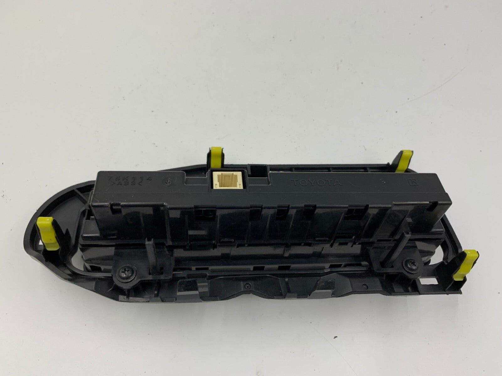 2017-2019 Toyota Corolla AC Heater Climate Control Unit OEM C01B31006