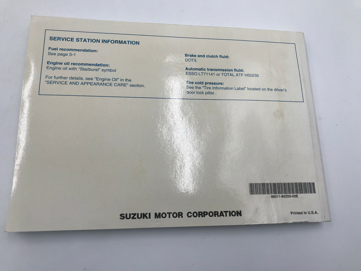 2004 Suzuki Forenza Owners Manual Set with Case B02B22041
