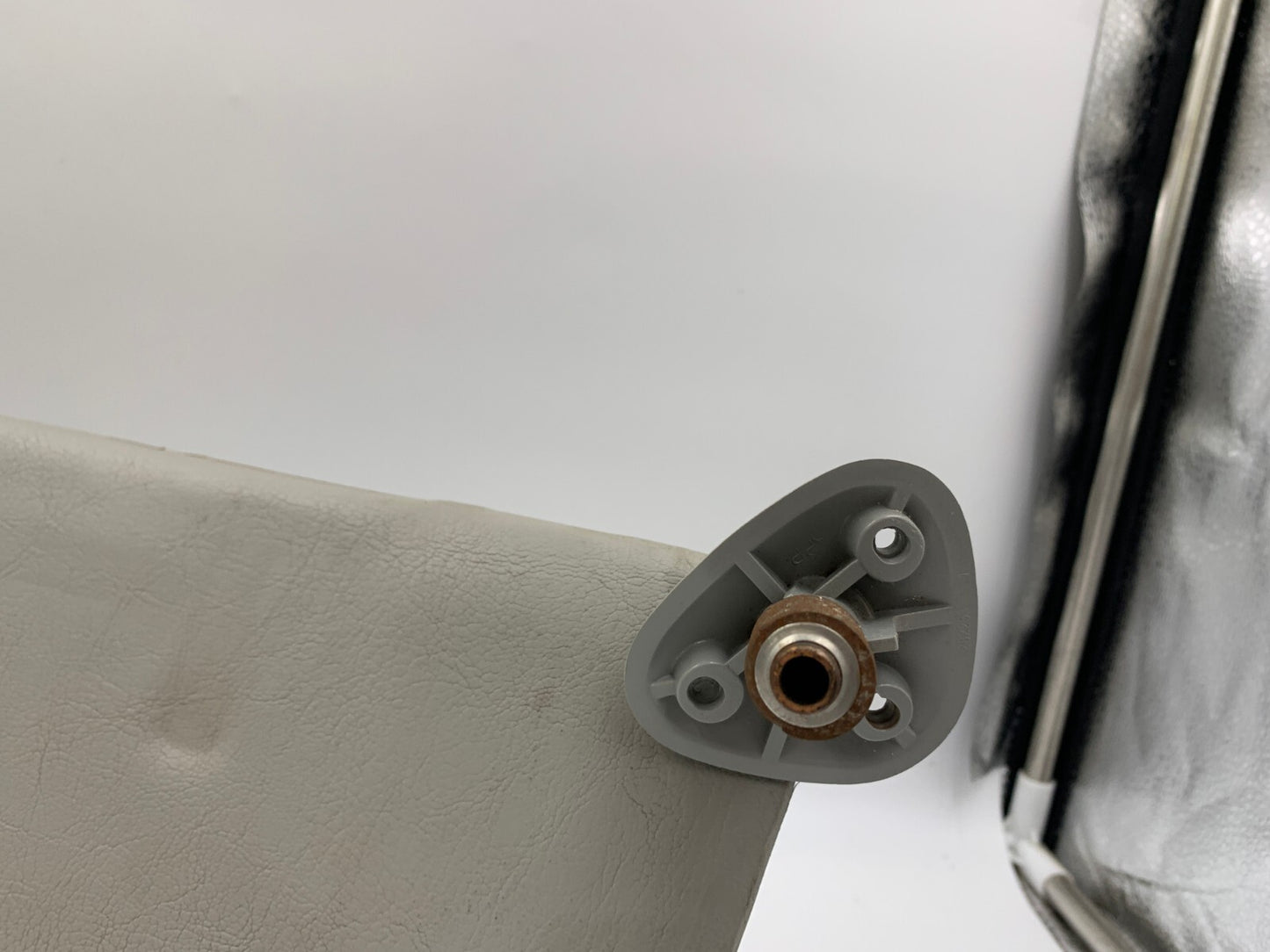 2003-2008 Ford E-250 Passenger Sun Visor Gray OEM E03B57002