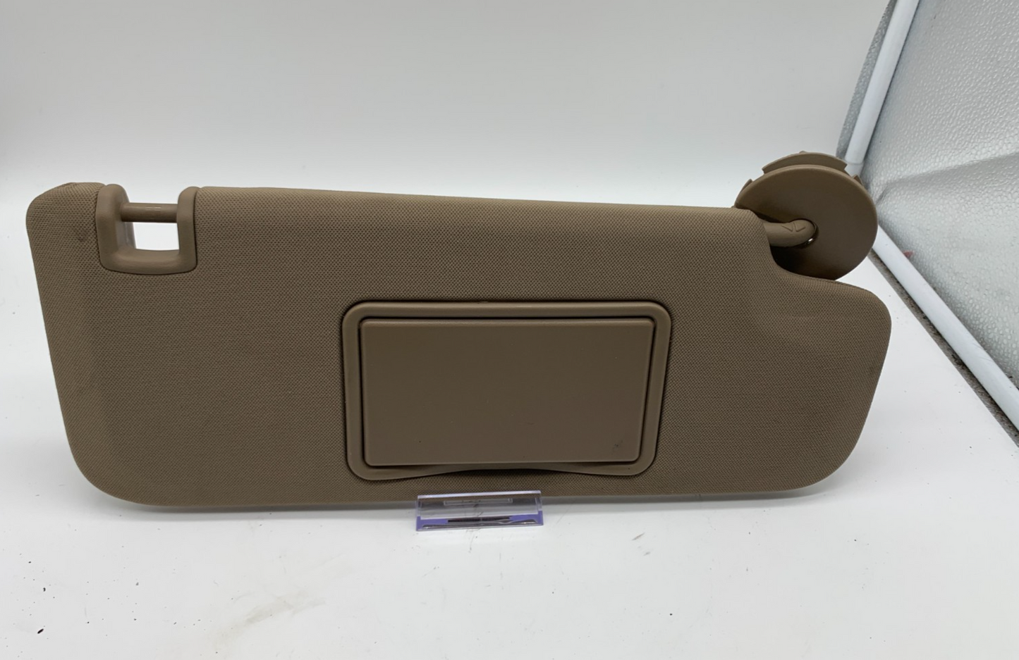 2004-2012 Chevrolet Malibu Passenger Sun Visor Brown OEM B02B27014