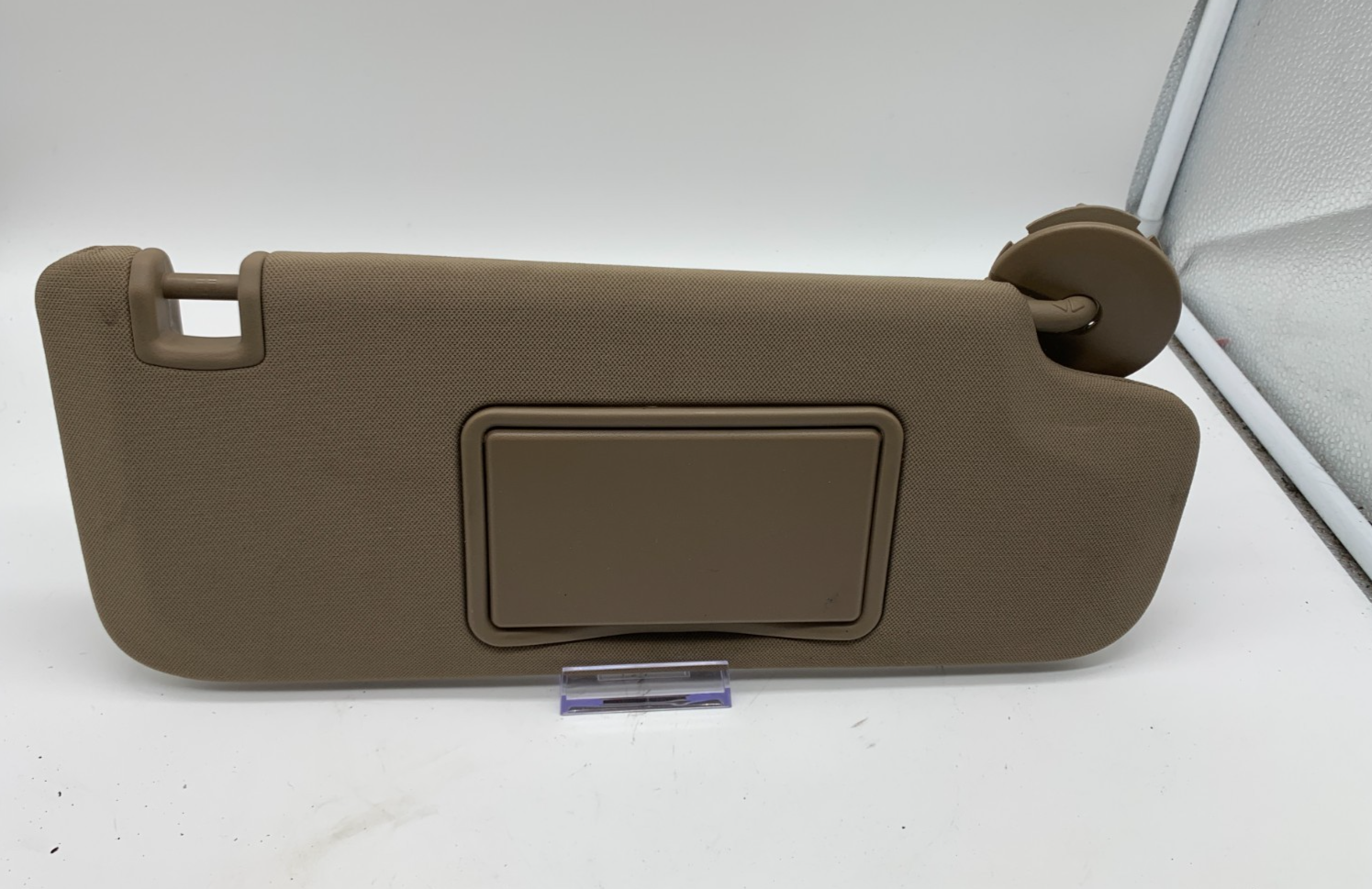 2004-2012 Chevrolet Malibu Passenger Sun Visor Brown OEM B02B27014
