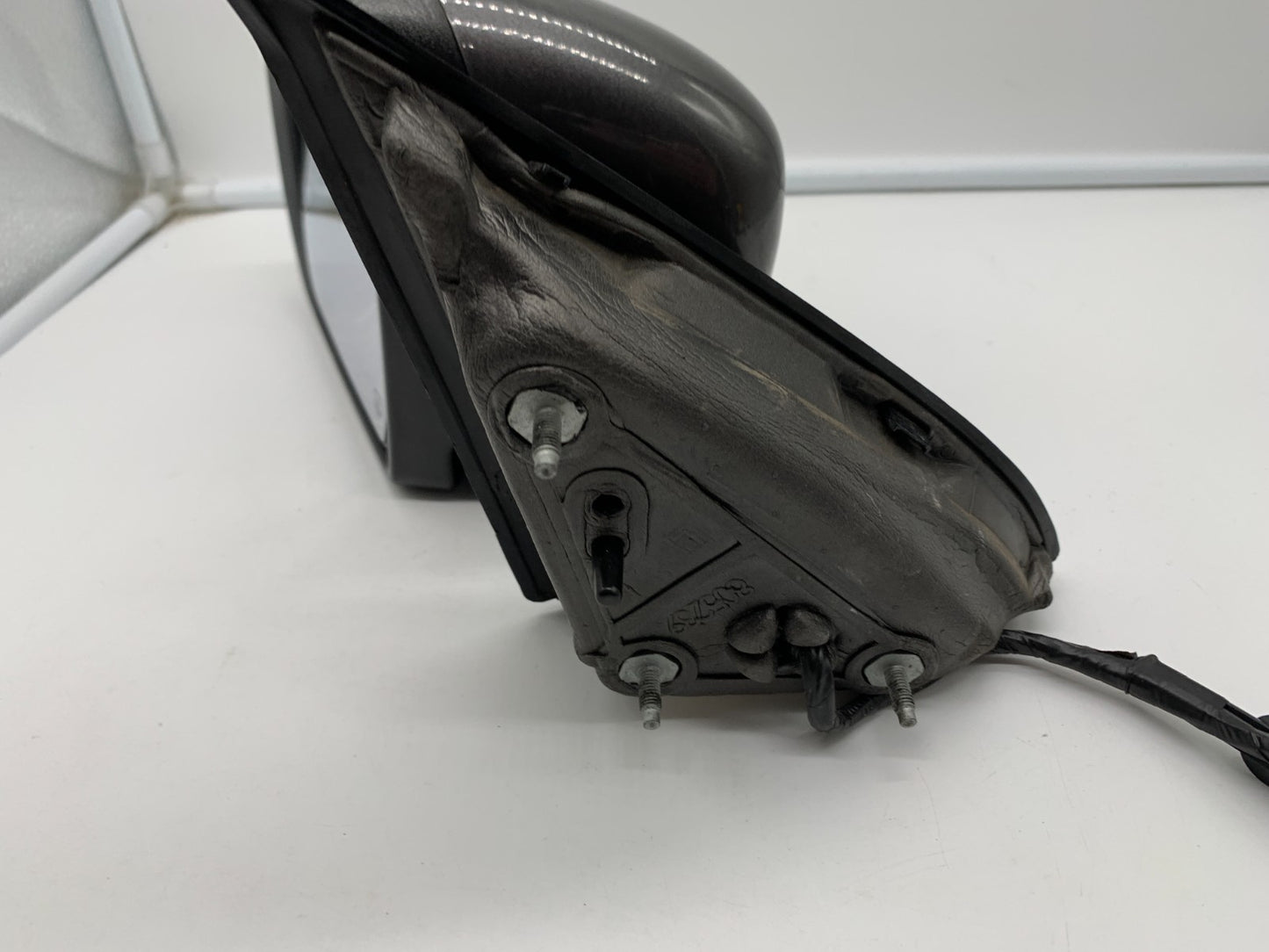 2014-2021 Jeep Cherokee Driver Side View Power Door Mirror Silver BSA OEM