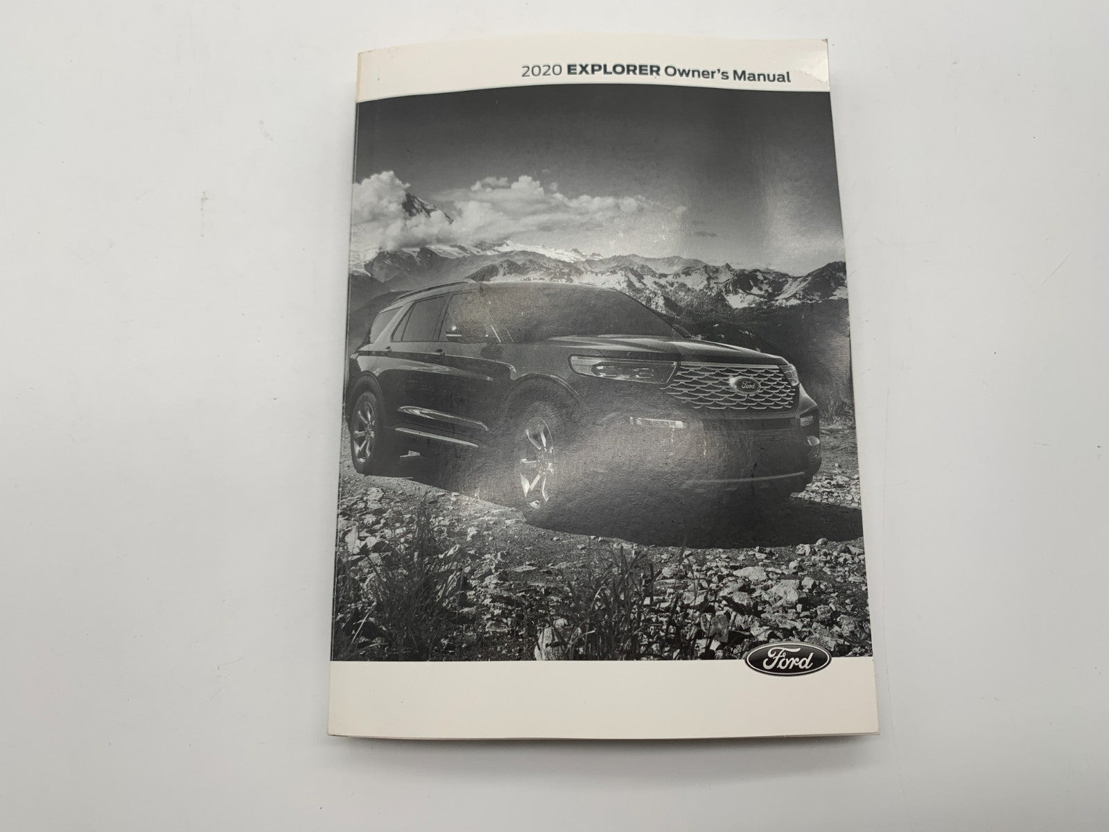 2020 Ford Explorer Owners Manual Set with Case OEM B03B56005